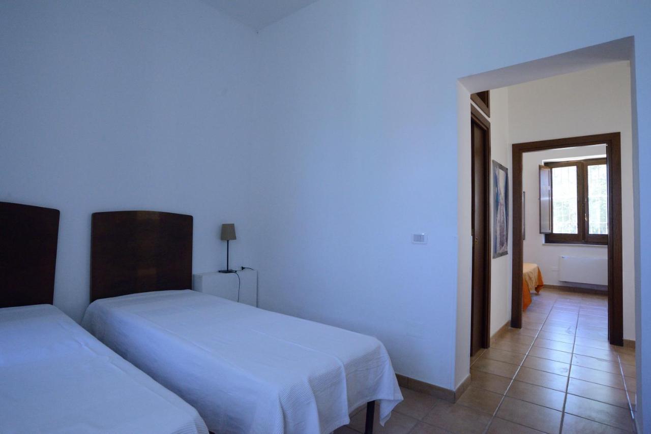 Casa Del Geco Bed & Breakfast Paestum Bagian luar foto