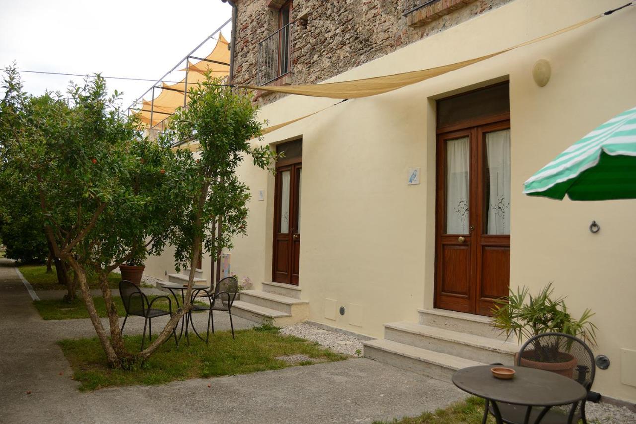 Casa Del Geco Bed & Breakfast Paestum Bagian luar foto