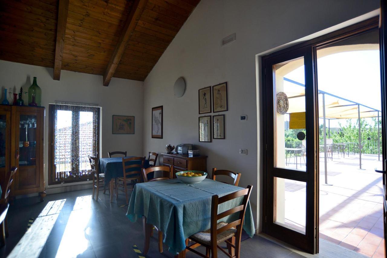 Casa Del Geco Bed & Breakfast Paestum Bagian luar foto